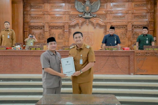 Bupati & Wabup Klaten Hadiri Rapat Paripurna Pemandangan Umum terhadap RAPBD 2026 dan Empat Raperda