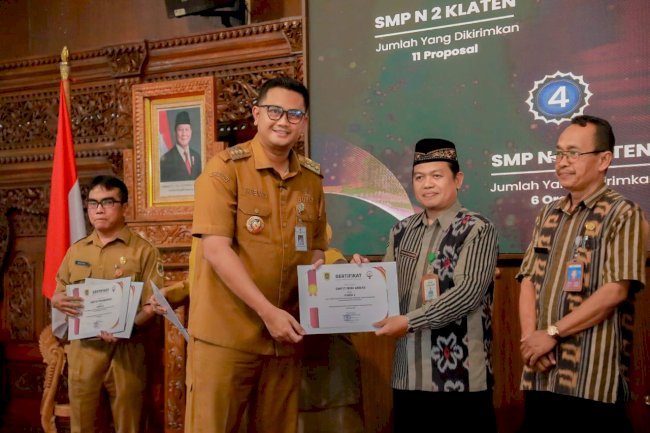 Bupati Klaten Serahkan Penghargaan Krenova 2026, Dorong Inovasi Pelajar