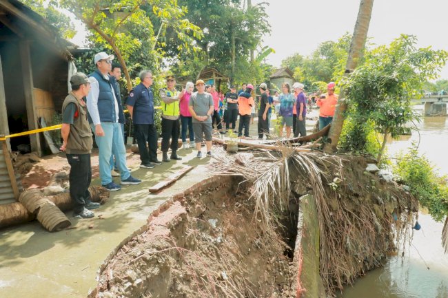 Bupati Klaten Tinjau Dampak Erosi Sungai di Sejumlah Titik
