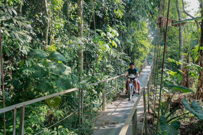 Bupati Klaten Tinjau Jembatan Gantung Dompol - Kendalsari, Siapkan Upaya Perbaikan