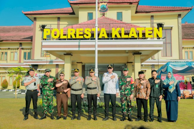 Bupati Klaten Hadiri Pengukuhan Peningkatan Status Polres Klaten Menjadi Polresta Klaten