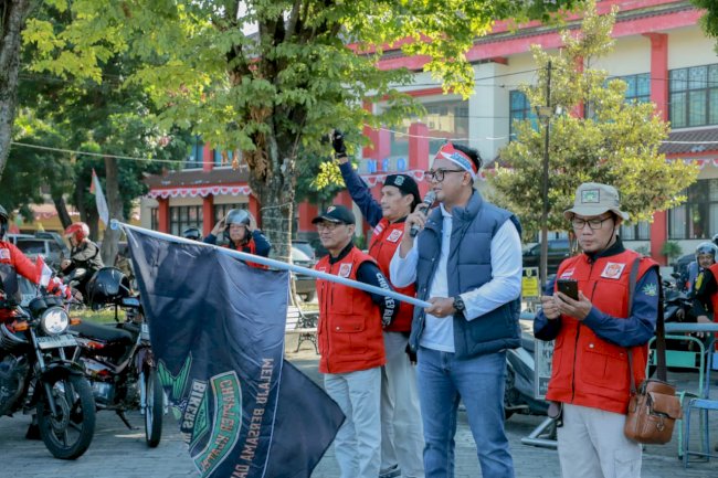 Rolling Thunder BikersMU Klaten, Touring Sambil Berbagi Air Bersih