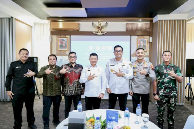 Lemhannas RI Kunjungi PLTS PT Tirta Investama Klaten, Bupati Dorong Pengembangan Energi Baru Terbarukan