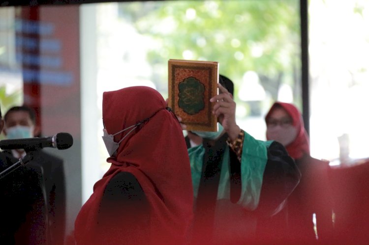 Wakil Bupati Klaten melantik 96 Pegawai Negeri Sipil dalam jabatan fungsional pertama di lingkungan Pemerintah Kabupaten Klaten