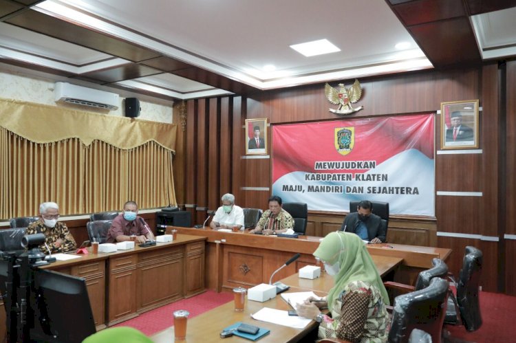 Guna Mengantisipasi Lonjakan Kasus Covid-19, Satgas PP Covid-19 Klaten Lakukan Rakor Virtual Bersama Para Camat