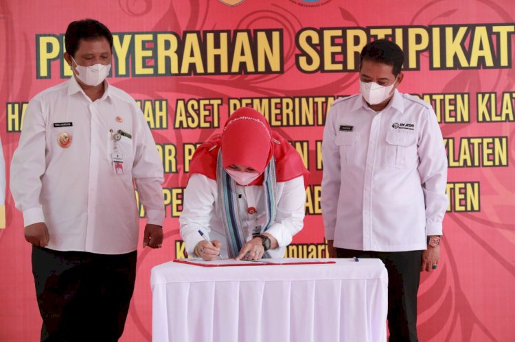 Sebanyak 770 Sertifikat Tanah Aset Pemerintah Kabupaten Klaten Diserahkan Oleh BPN Kabupaten Klaten 