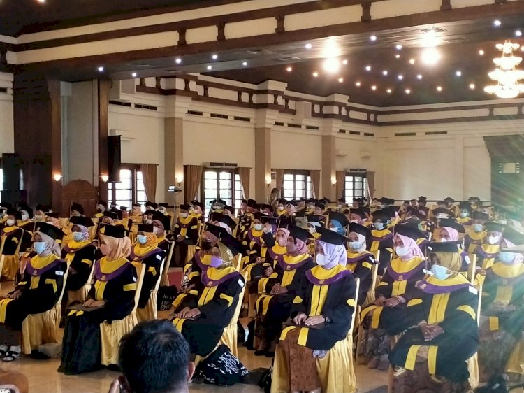 UNIVERSITAS TERBUKA (UT) SURAKARTA GELAR WISUDA PERIODE I TAHUN 2022