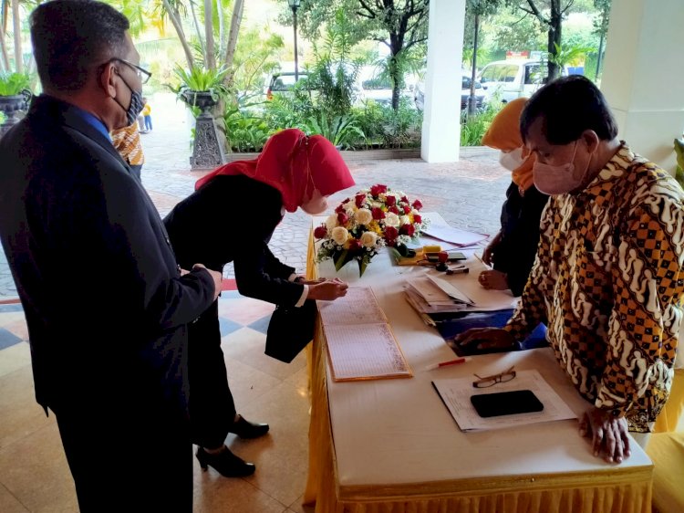 UNIVERSITAS TERBUKA (UT) SURAKARTA GELAR WISUDA PERIODE I TAHUN 2022