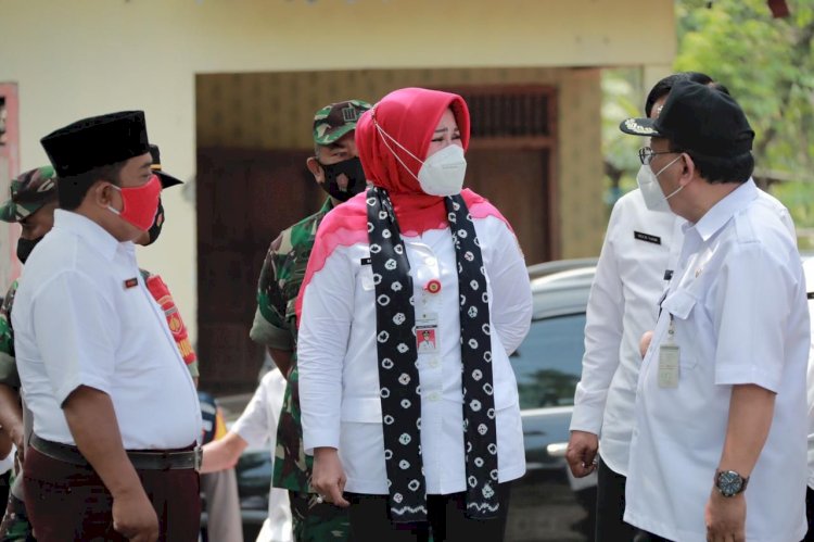 Bupati Klaten Berikan Bantuan Kepada Seorang Difabel di Manisrenggo, Klaten