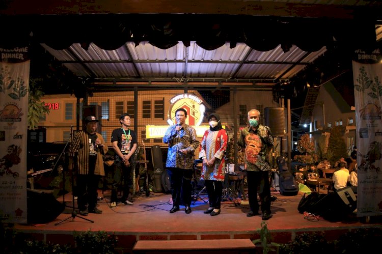 Bupati Klaten Raih Penghargaan Istimewa dari Festival Tembako Indonesia #1