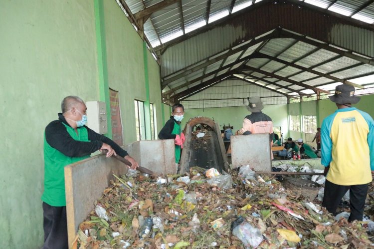 Bupati Klaten Cek Langsung TPA Troketon dan Mendengarkan Aspirasi Warga Kaligawe