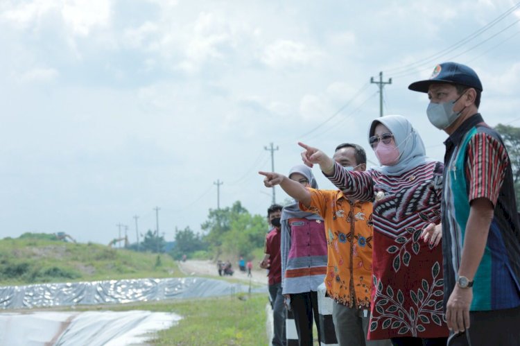 Bupati Klaten Cek Langsung TPA Troketon dan Mendengarkan Aspirasi Warga Kaligawe