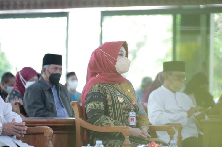 Bupati Klaten Lantik dan Kukuhkan Pimpinan Baznas Kabupaten Klaten Periode 2022-2027