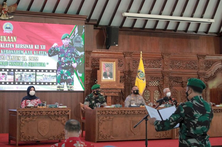 Bupati Klaten Membuka Secara Langsung Kegiatan Karya Bakti Mandiri Klaten Bersinar Ke XII