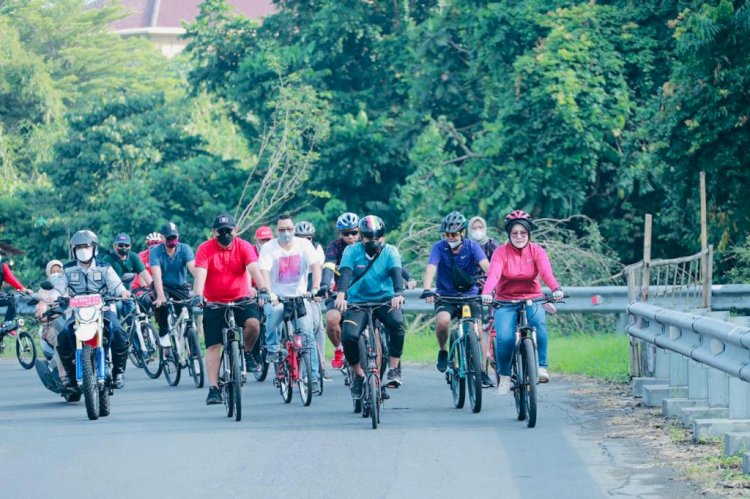 Gowes bersama Bupati & OPD Kab. Klaten ke Bukit Siduguro Kec. Bayat