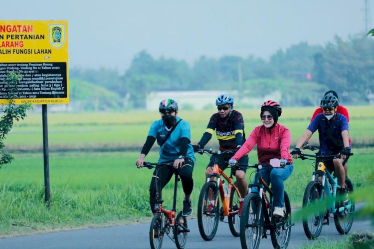 Gowes bersama Bupati & OPD Kab. Klaten ke Bukit Siduguro Kec. Bayat