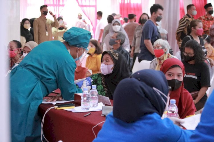 Kapolri Berikan Apresiasi Capaian Vaksinasi di Kabupaten Klaten