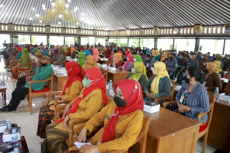 Bupati Klaten Lantik 266 Pejabat Pimpinan Tinggi Pratama, Pejabat Administrator dan Kepala Sekolah SD dan TK 