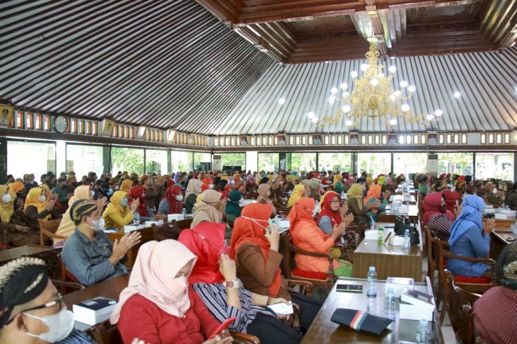 Bupati Klaten Lantik 266 Pejabat Pimpinan Tinggi Pratama, Pejabat Administrator dan Kepala Sekolah SD dan TK 