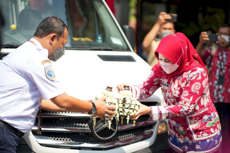 Bupati Klaten Launching Angkutan Wisata DAMRI Rute Terminal Ir. Soekarno Klaten - Kampung Girpasang Klaten