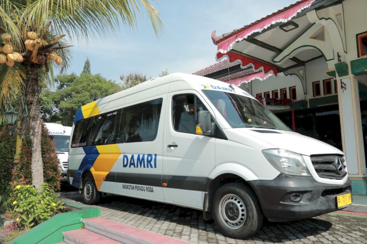 Bupati Klaten Launching Angkutan Wisata DAMRI Rute Terminal Ir. Soekarno Klaten - Kampung Girpasang Klaten