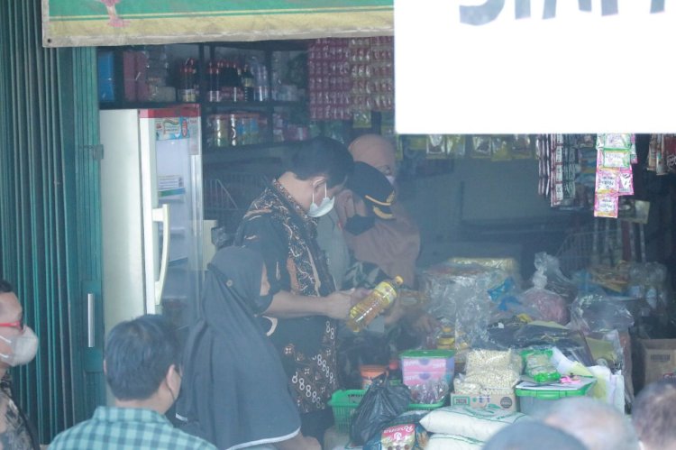 Memasuki Bulan Ramadhan, Wakil Bupati Klaten Bersama Kapolres Klaten Lakukan Sidak Pasar Tradisional