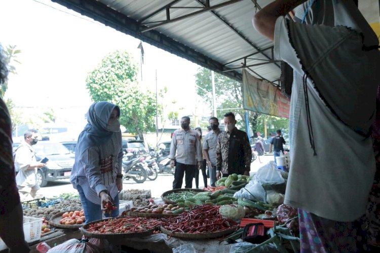 Minyak Goreng Curah Mulai Langka, Pemkab Klaten Bersama Polres Klaten Lakukan Sidak Ke Distributor 