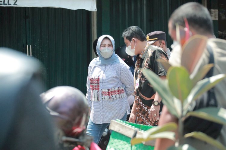 Minyak Goreng Curah Mulai Langka, Pemkab Klaten Bersama Polres Klaten Lakukan Sidak Ke Distributor 