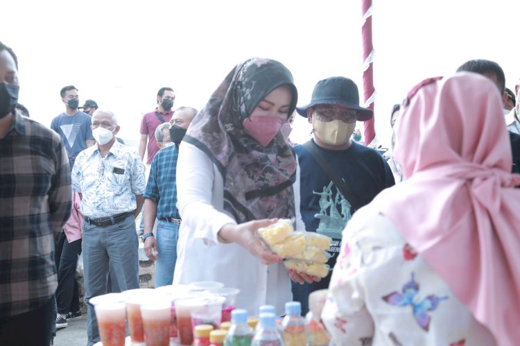 Bupati Klaten Tinjau Secara Langsung Kampung Ramadan Rowo Jombor