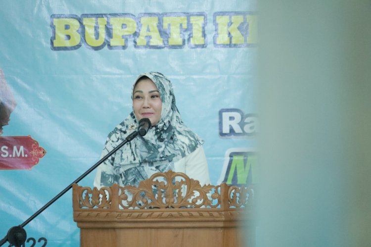 Bupati Serahkan Santunan kepada 50 Yatim/Piatu di Kabupaten Klaten