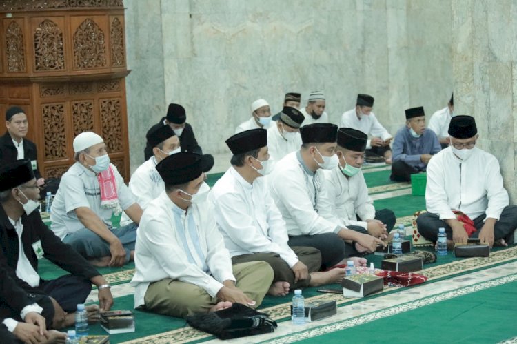 Bupati Serahkan Santunan kepada 50 Yatim/Piatu di Kabupaten Klaten