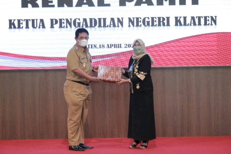 Bupati Klaten hadiri Lepas Kenal Ketua Pengadilan Negeri Klaten