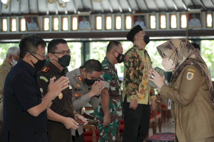 Bupati Klaten hadiri Lepas Kenal Ketua Pengadilan Negeri Klaten