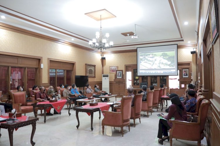 Bupati Klaten Hadiri Rapat DED Obyek Wisata Bukit Sidoguro