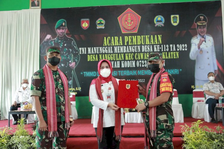 Bersama Danrem 074 Warastratama, Bupati Klaten Membuka Program TNI Manunggal Membangun Desa Ke 113 