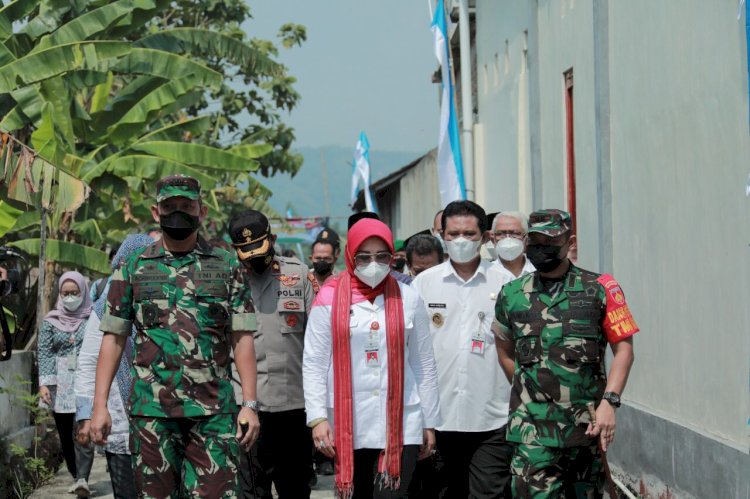 Bersama Danrem 074 Warastratama, Bupati Klaten Membuka Program TNI Manunggal Membangun Desa Ke 113 