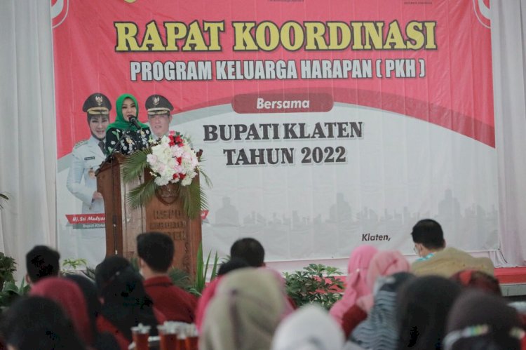 Rapat Koordinasi Pendamping PKH Klaten, Bupati Ajak Seluruh Pihak Entaskan Kemiskinan