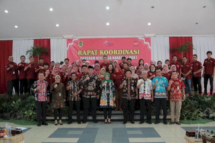 Rapat Koordinasi Pendamping PKH Klaten, Bupati Ajak Seluruh Pihak Entaskan Kemiskinan