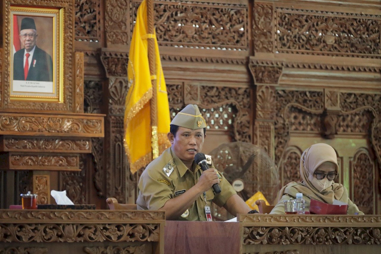 Rapat Koordinasi Senin dan Evaluasi Semester 1