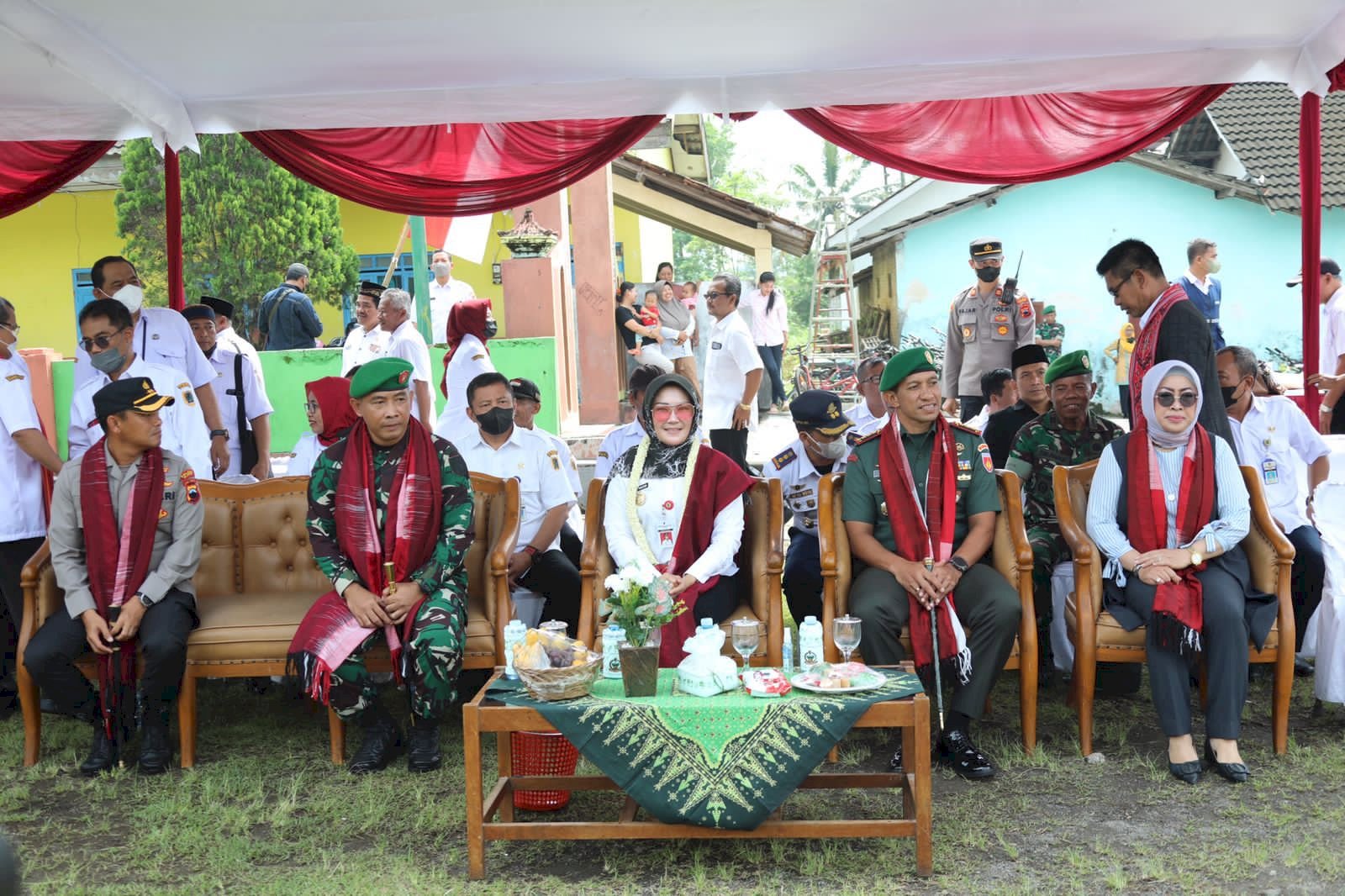 Penutupan TMMD Desa Kecemen, Dandim 0723 Klaten Pesan Masyarakat Tetap Semangat Gotong Royong