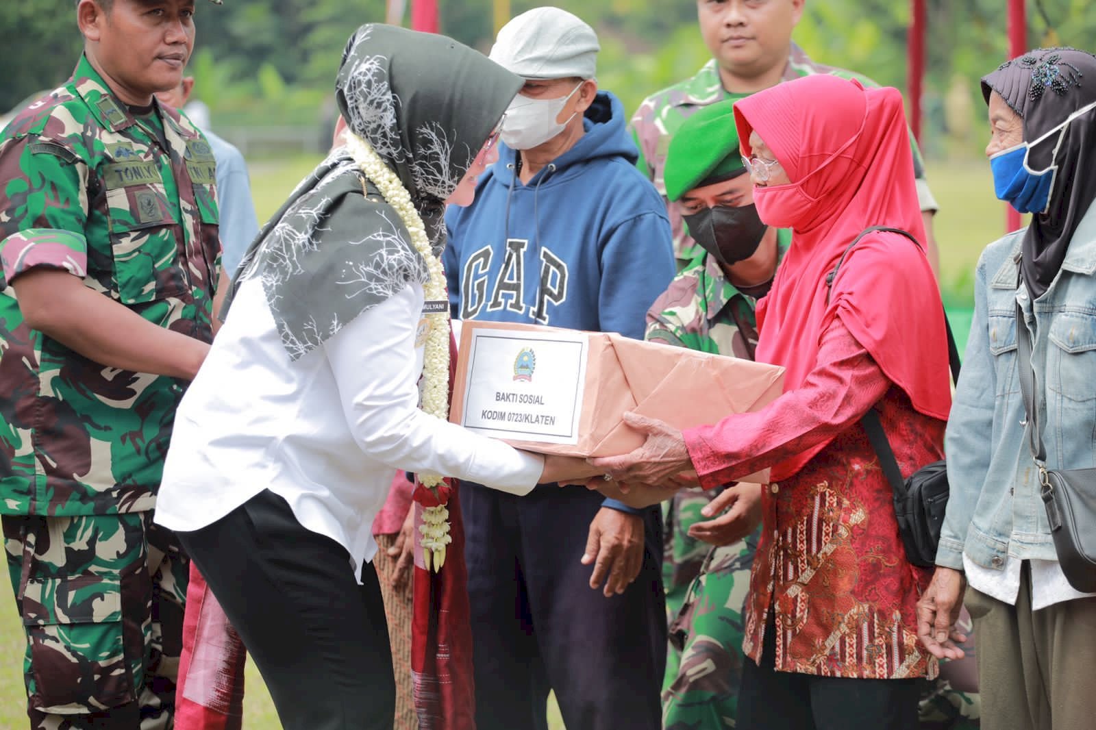 Penutupan TMMD Desa Kecemen, Dandim 0723 Klaten Pesan Masyarakat Tetap Semangat Gotong Royong