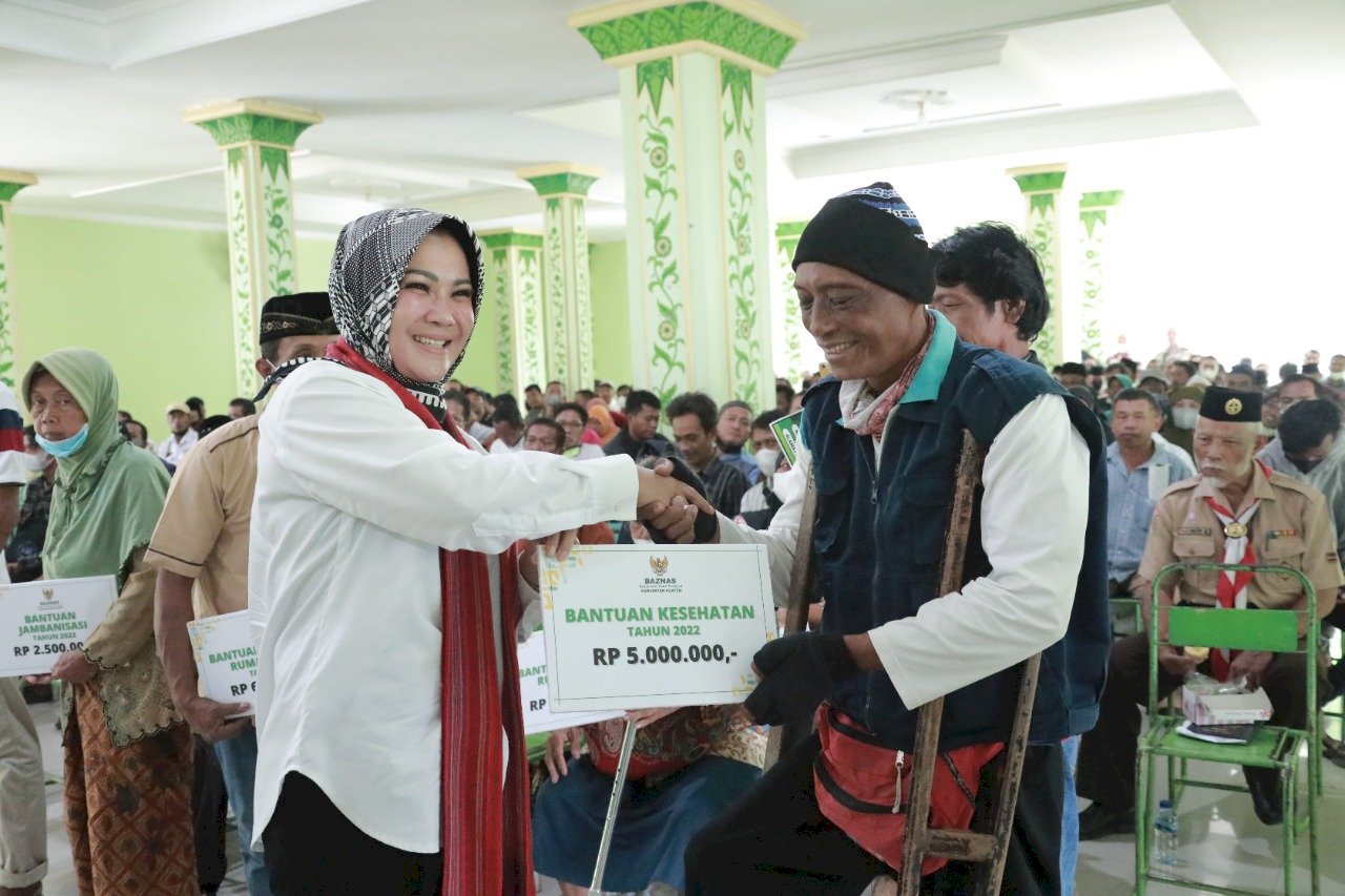 Baznas Klaten Distribusikan Bantuan Program Kemanusiaan Bagi Masyarakat Klaten