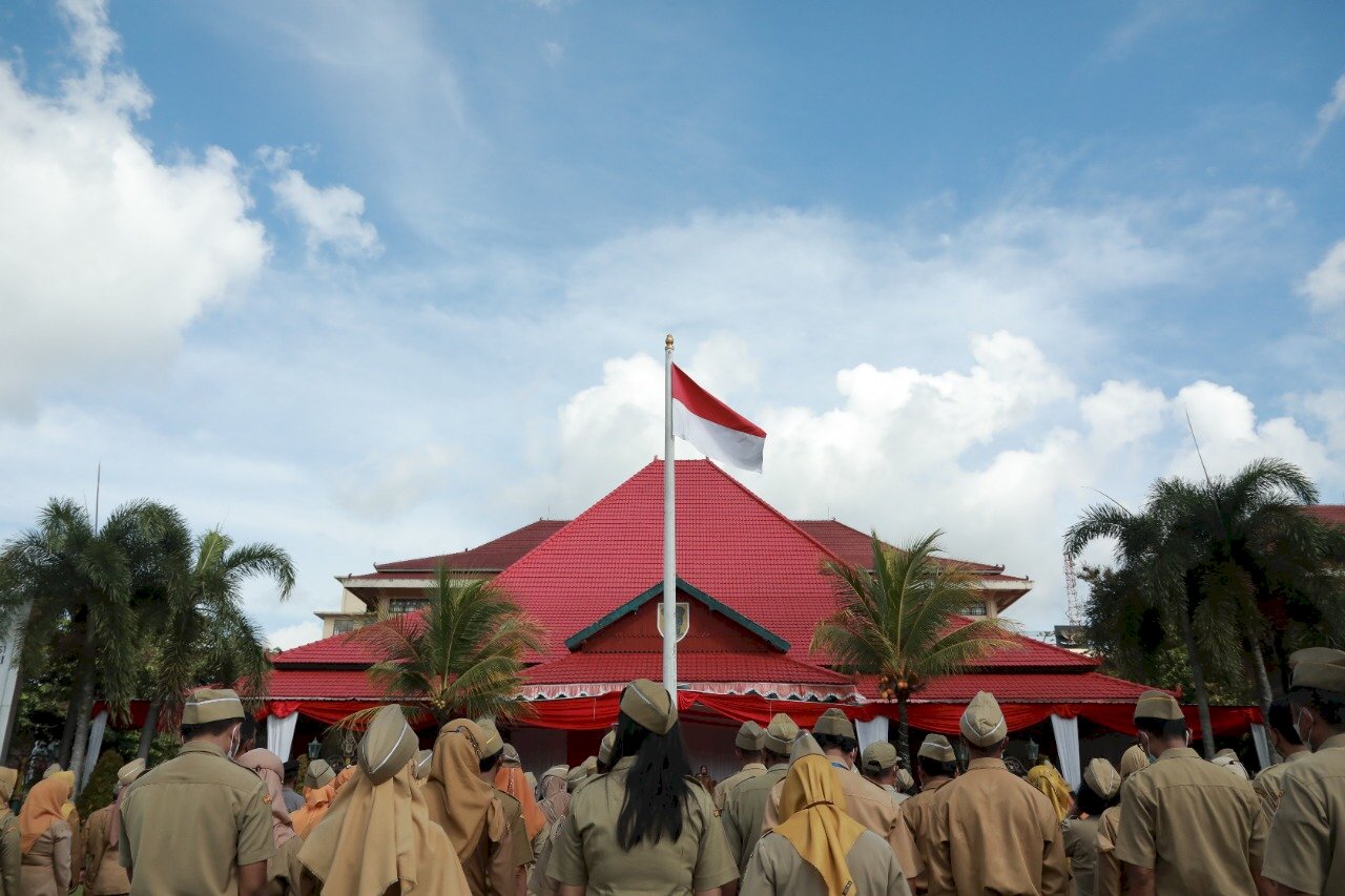 Pimpin Upacara Bela Negara, Bupati Klaten : Momentum Bangkit dan Semangat Bela Negara