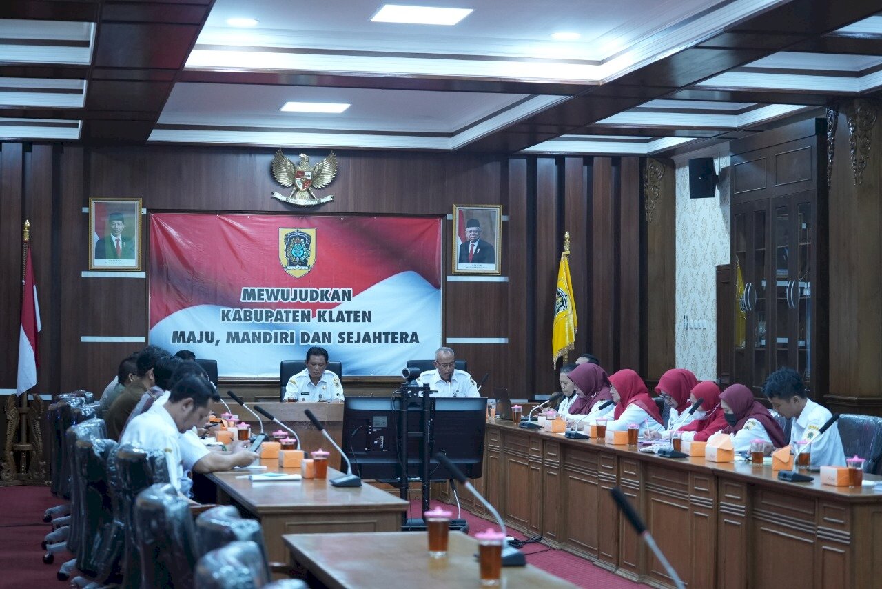 Wakil Bupati Klaten Hadiri Rapat Koordinasi TPID Menjelang Hari Raya Natal 2022 dan Tahun Baru 2023