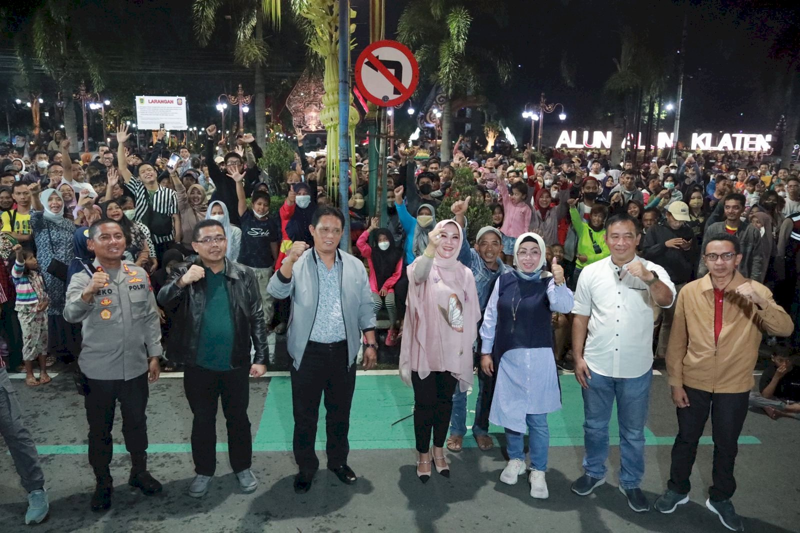 Klaten Car Free Night Di buka: Ribuan Warga Klaten Padati Jl. Pemuda