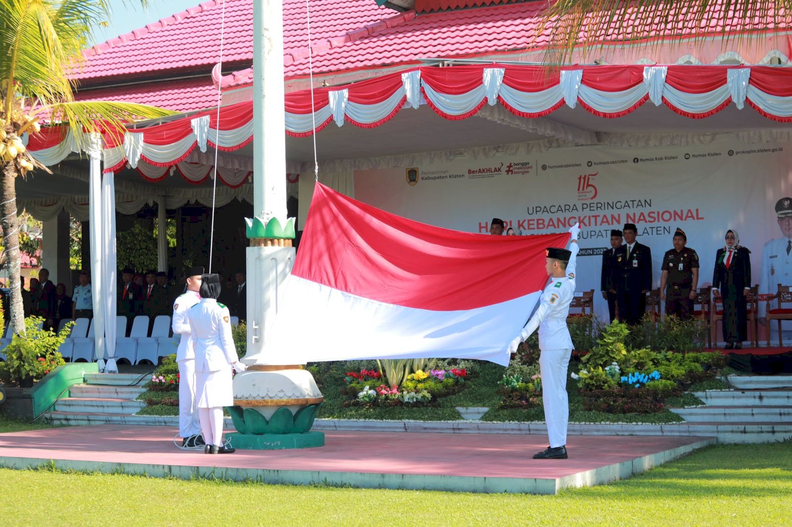 Upacara Memperingati Hari Kebangkitan Nasional