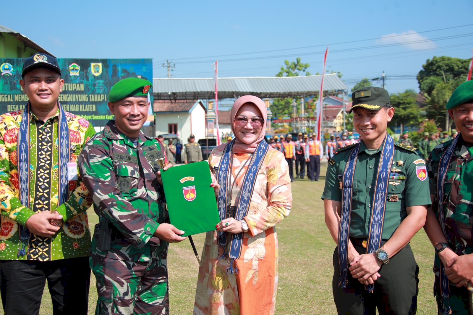 Tutup TMMD Desa Kahuman, Dandim Klaten Ajak Masyarakat Tingkatkan Semangat Gotong Royong