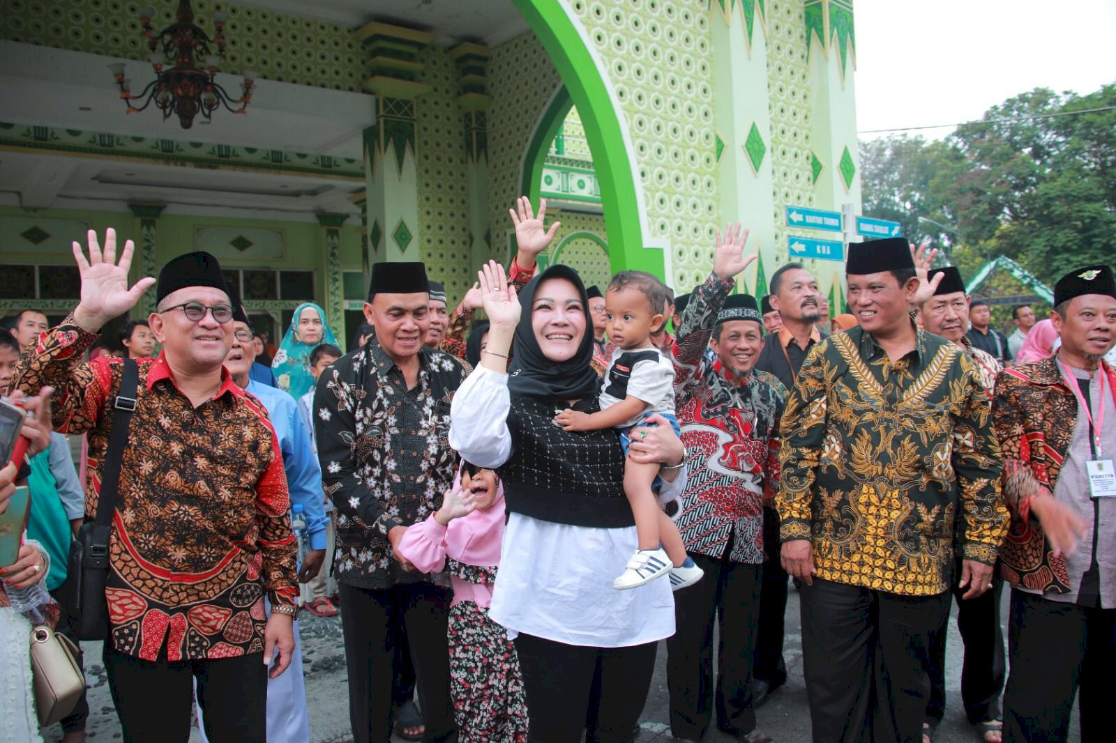 Bupati Klaten Berangkatkan Kloter Tambahan Jama’ah Calon Haji Klaten