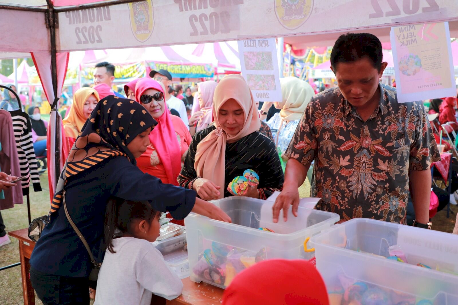 Gelar Acara UMKM Mayungan Tahun 2023 dan Klaten Night Market Festival Dalam Rangka Memeriahkan Hari Jadi ke-219 Kabupaten Klaten 