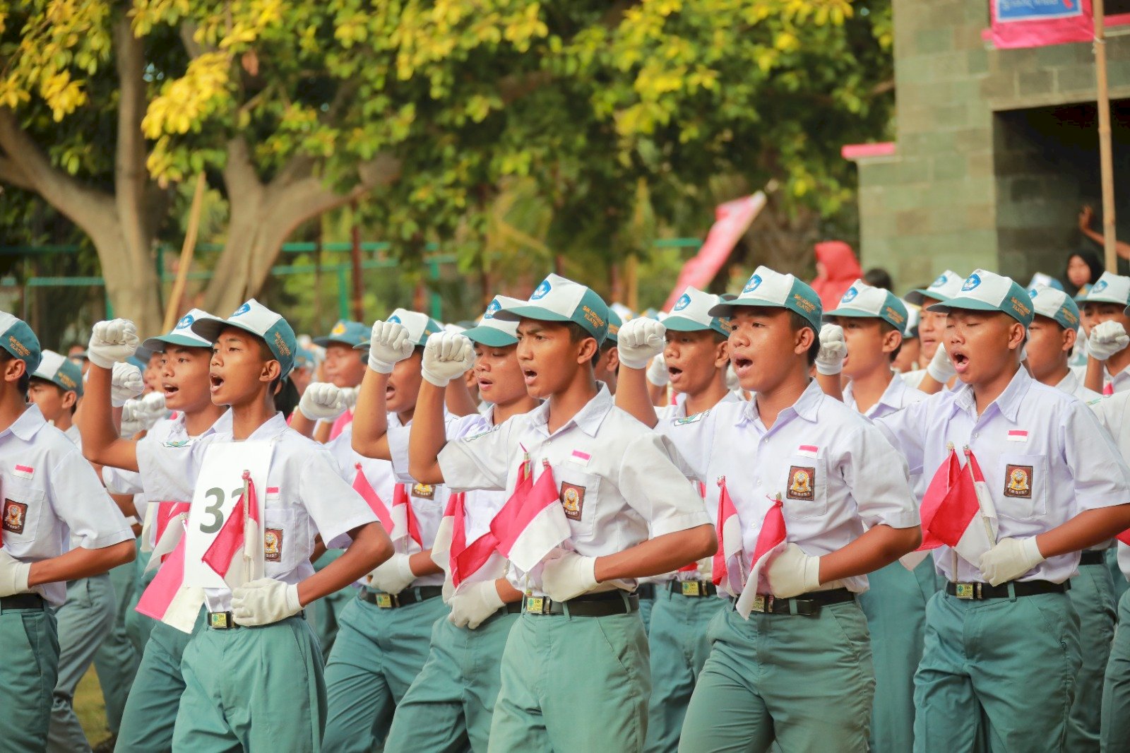 Ratusan Siswa Ikuti Aubade Peringatan HUT Ke 78 Republik Indonesia